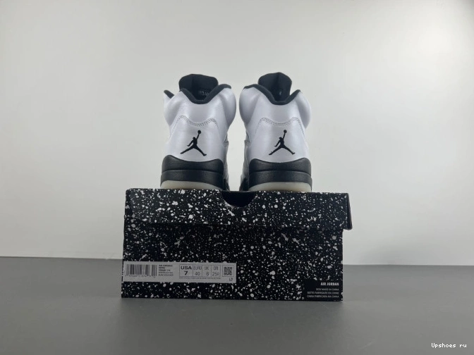 and Black"  Retro DD0587-110 Jordan 5 "White  0817